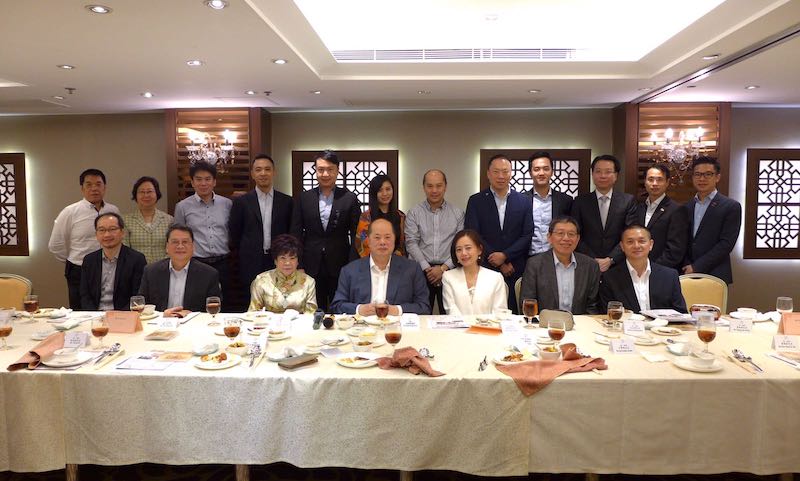 與張華峰議員午飯祝賀連任並表達業界的意見